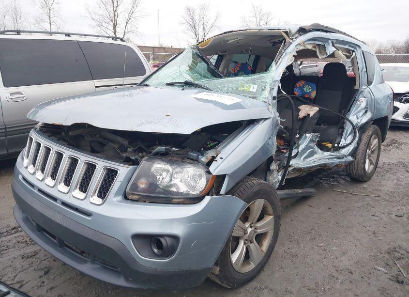 Photo 2 of 2014 Jeep Compass SPORT (VIN 1C4NJDBB3ED592373)