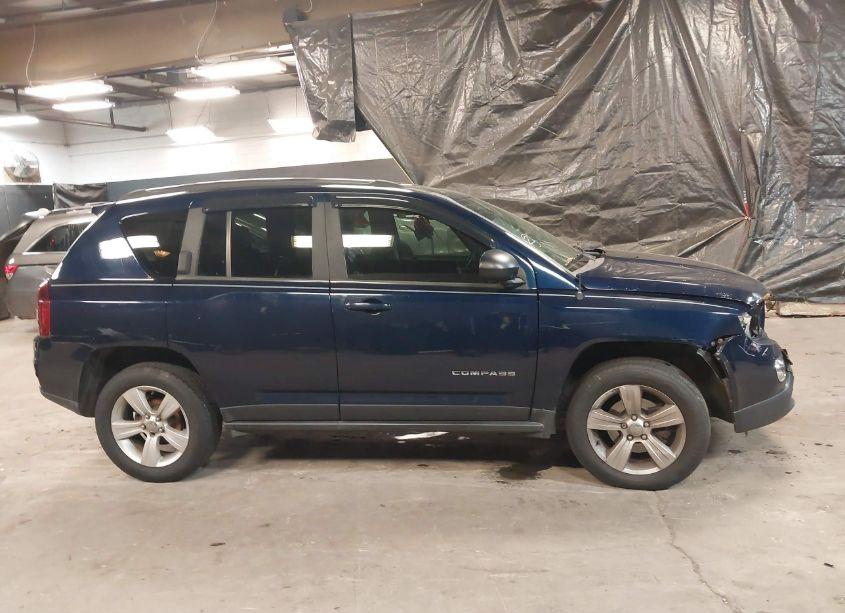 Photo 13 of 2014 Jeep Compass SPORT (VIN 1C4NJDBB3ED642026)