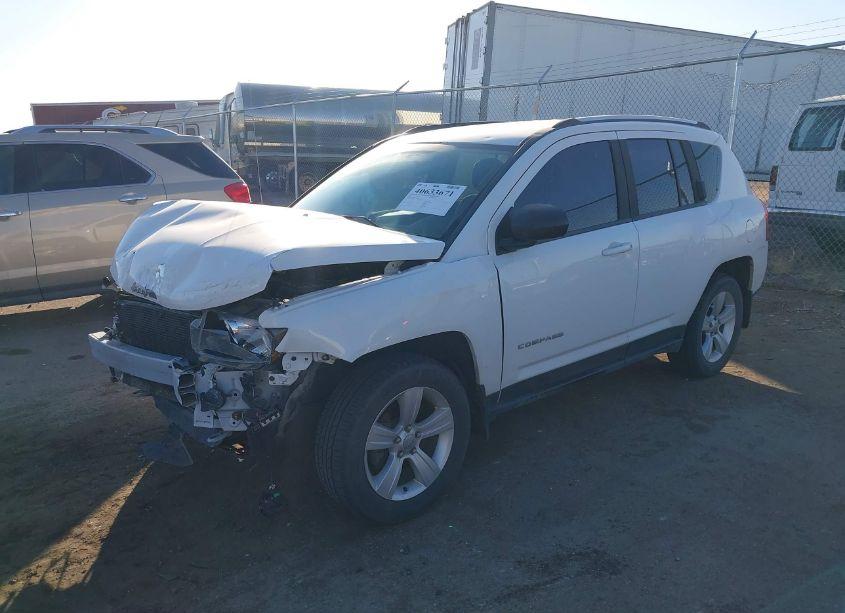 Photo 2 of 2014 Jeep Compass SPORT (VIN 1C4NJDBB3ED670814)