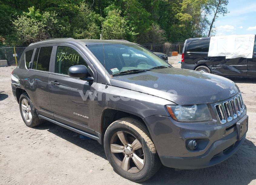 2014 Jeep Compass SPORT (VIN 1C4NJDBB3ED841898) main photo
