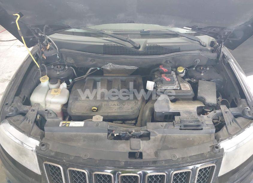 Photo 10 of 2016 Jeep Compass 75TH ANNIVERSARY (VIN 1C4NJDBB3GD730867)