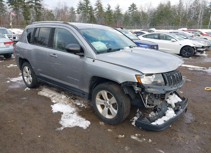 2016 Jeep Compass SPORT (VIN 1C4NJDBB3GD746793) main photo