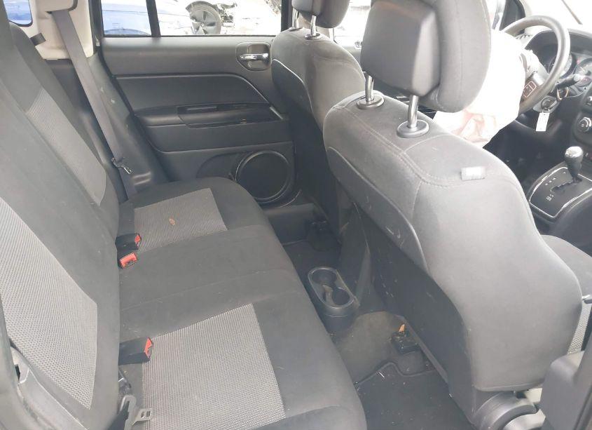 Photo 8 of 2016 Jeep Compass SPORT (VIN 1C4NJDBB3GD746793)