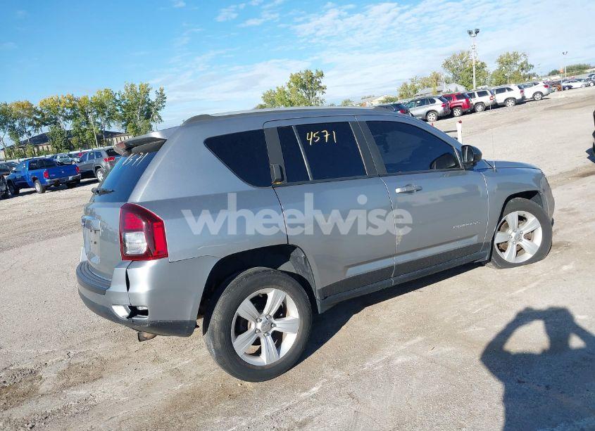 Photo 4 of 2016 Jeep Compass SPORT (VIN 1C4NJDBB3GD778921)