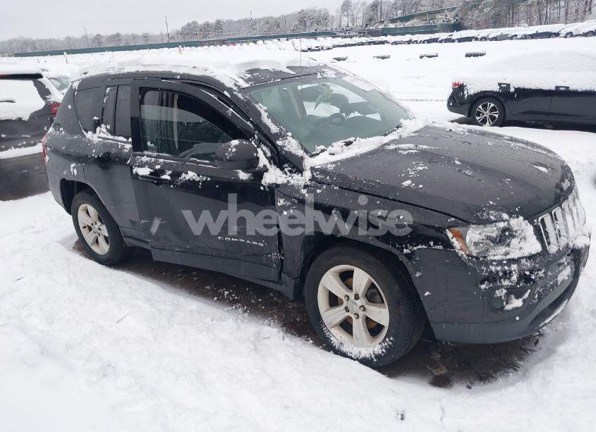 2016 Jeep Compass SPORT (VIN 1C4NJDBB3GD799073) main photo