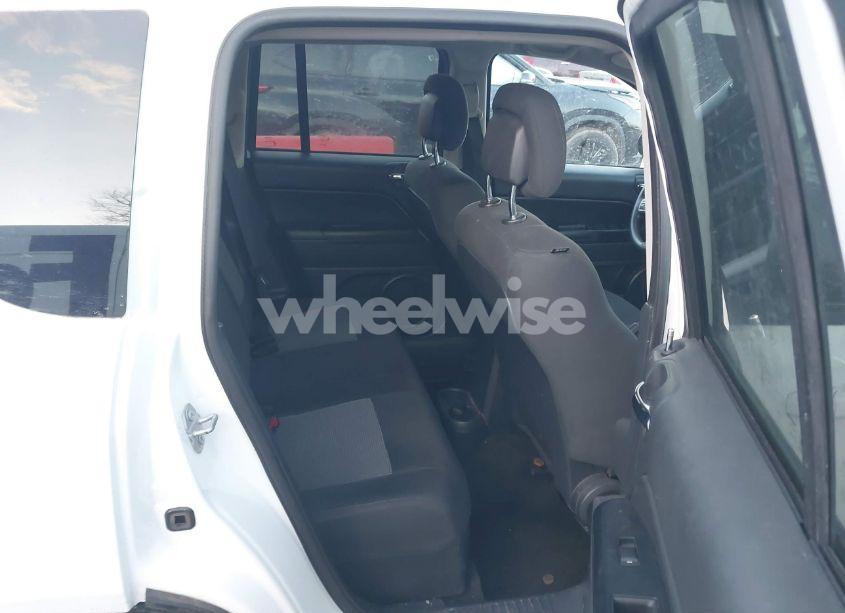 Photo 8 of 2017 Jeep Compass SPORT 4X4 (VIN 1C4NJDBB3HD106407)