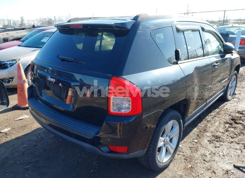 Photo 4 of 2013 Jeep Compass SPORT (VIN 1C4NJDBB4DD113831)