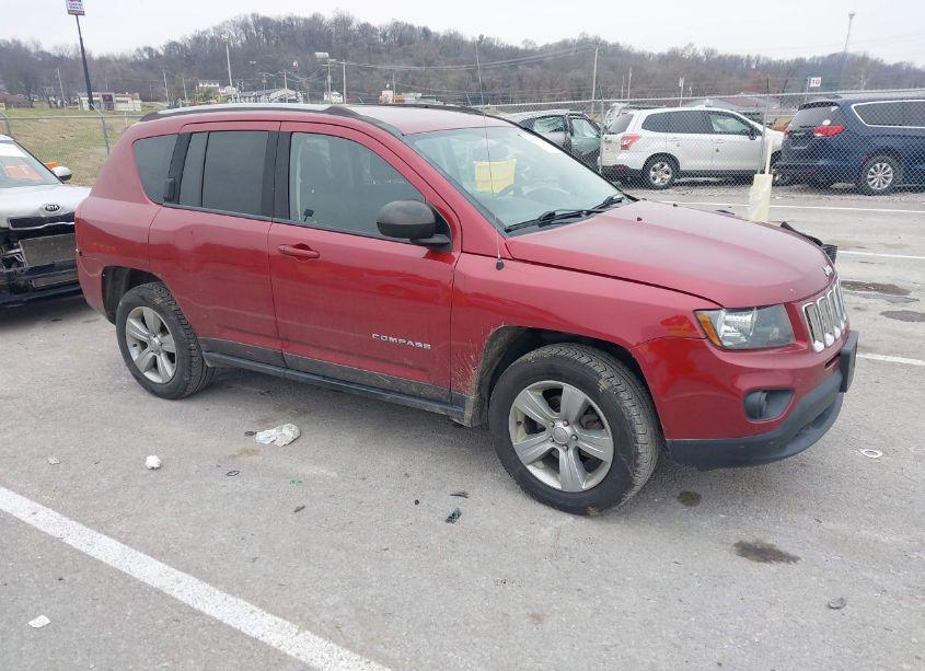 2015 Jeep Compass SPORT (VIN 1C4NJDBB4FD332095) main photo