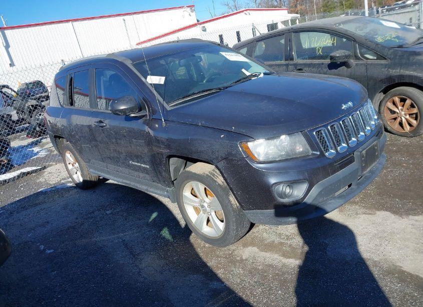 2016 Jeep Compass SPORT (VIN 1C4NJDBB4GD511013) main photo