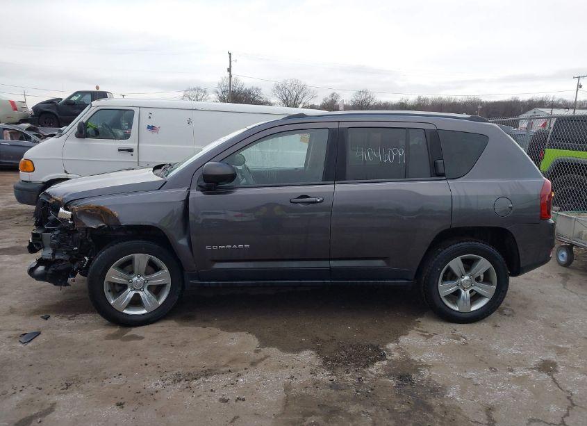 Photo 14 of 2016 Jeep Compass SPORT (VIN 1C4NJDBB4GD549437)