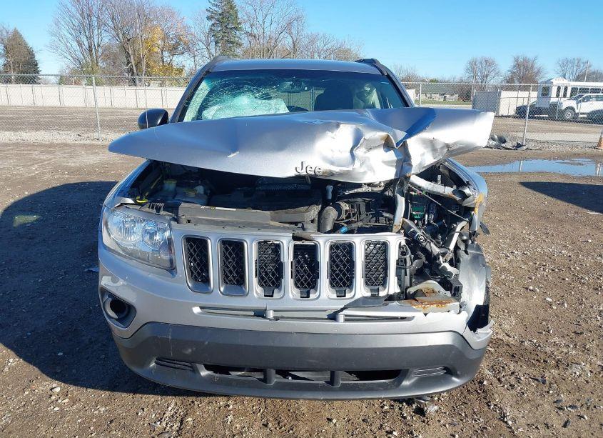 Photo 12 of 2016 Jeep Compass SPORT SE (VIN 1C4NJDBB4GD654639)