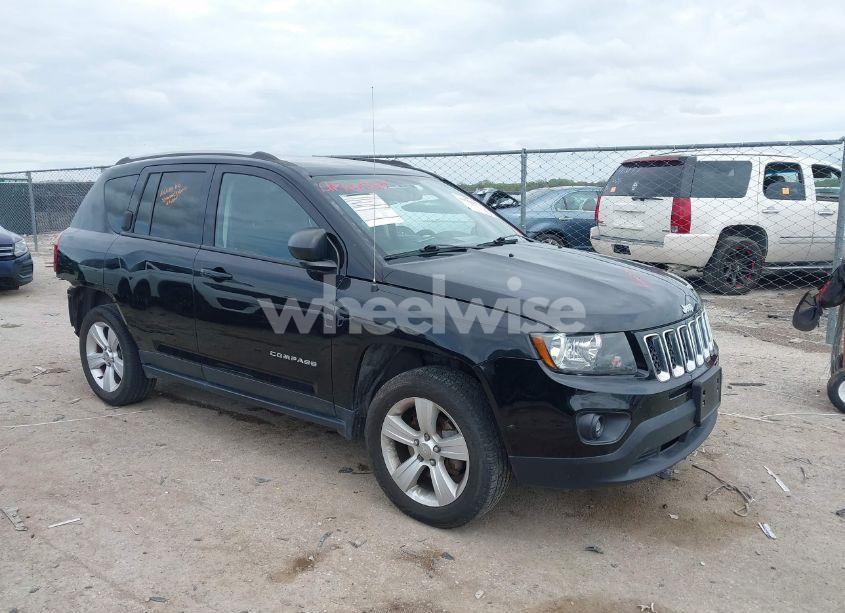 2017 Jeep Compass SPORT 4X4 (VIN 1C4NJDBB4HD106030) main photo