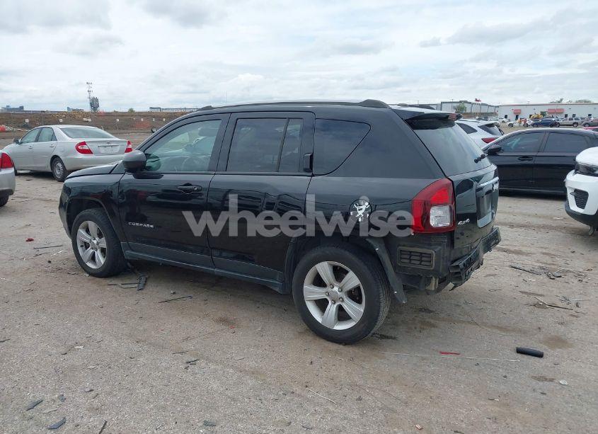 Photo 3 of 2017 Jeep Compass SPORT 4X4 (VIN 1C4NJDBB4HD106030)