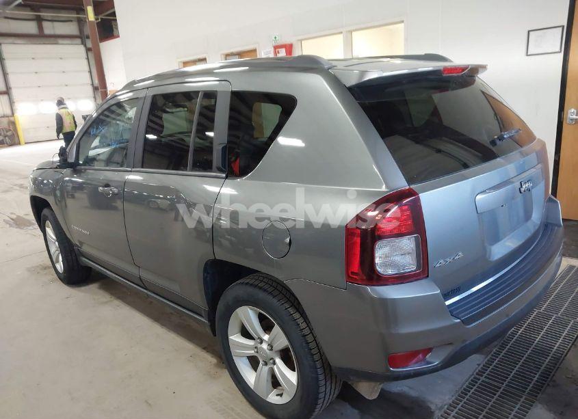 Photo 3 of 2014 Jeep Compass SPORT (VIN 1C4NJDBB5ED567863)