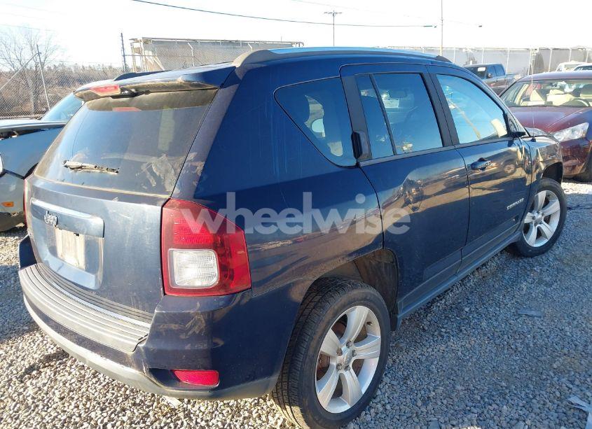Photo 4 of 2014 Jeep Compass SPORT (VIN 1C4NJDBB5ED880380)