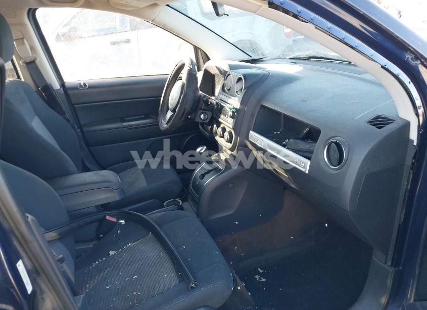 Photo 5 of 2014 Jeep Compass SPORT (VIN 1C4NJDBB5ED880380)