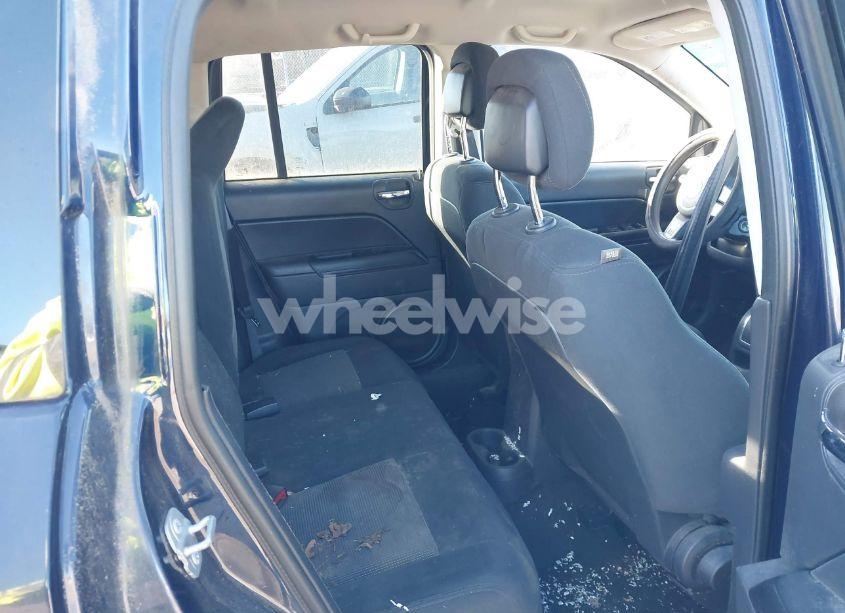 Photo 8 of 2014 Jeep Compass SPORT (VIN 1C4NJDBB5ED880380)