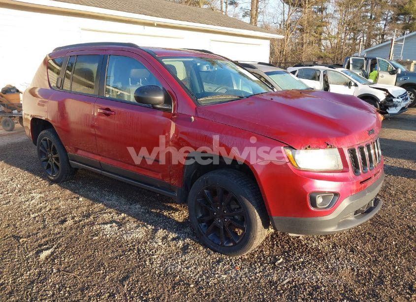 2015 Jeep Compass ALTITUDE EDITION (VIN 1C4NJDBB5FD258217) main photo
