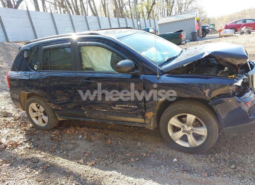 Photo 13 of 2016 Jeep Compass SPORT (VIN 1C4NJDBB5GD521159)