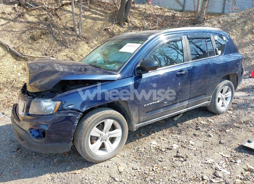 Photo 2 of 2016 Jeep Compass SPORT (VIN 1C4NJDBB5GD521159)