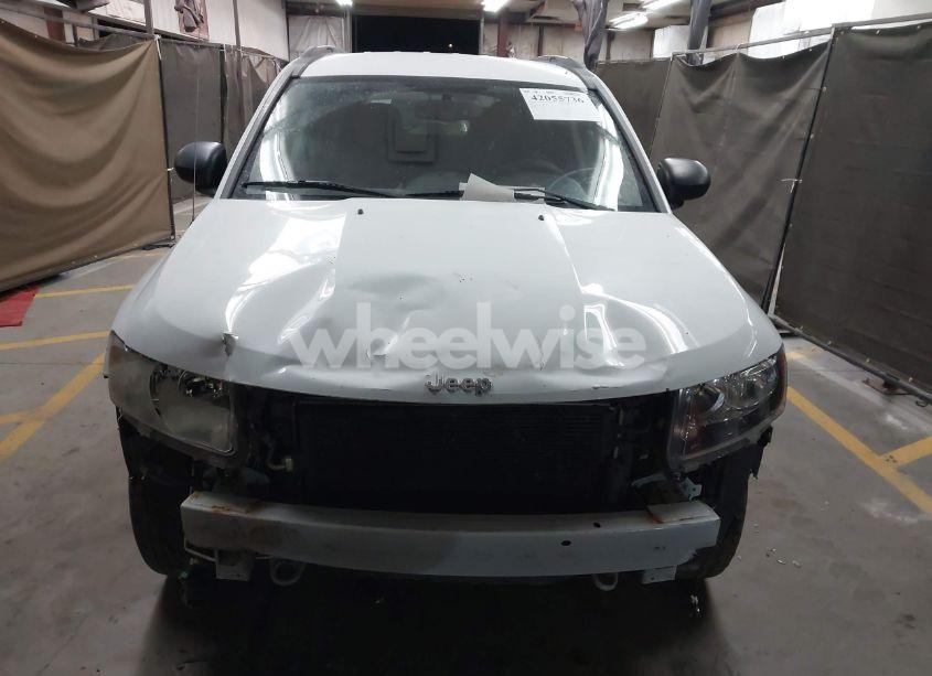 Photo 13 of 2016 Jeep Compass SPORT (VIN 1C4NJDBB5GD617017)