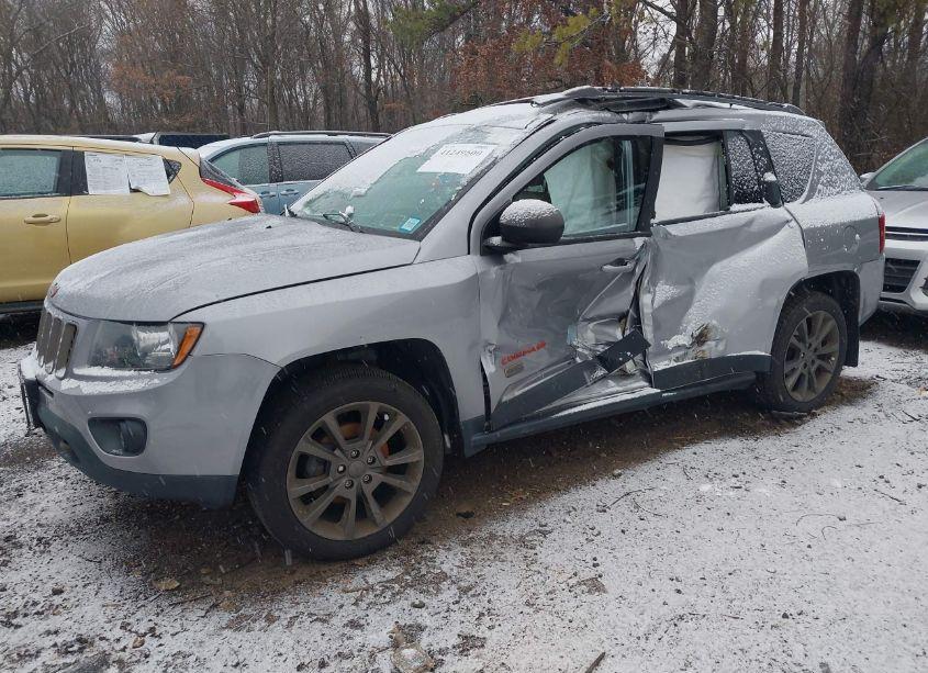 Photo 2 of 2016 Jeep Compass 75TH ANNIVERSARY (VIN 1C4NJDBB5GD707672)