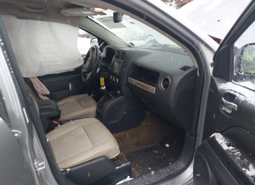 Photo 5 of 2016 Jeep Compass 75TH ANNIVERSARY (VIN 1C4NJDBB5GD707672)