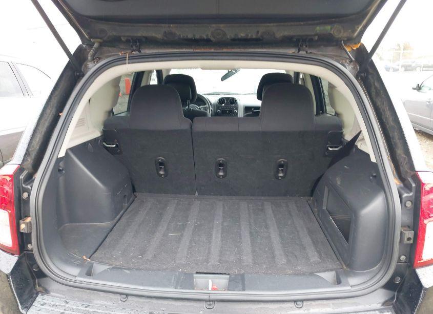 Photo 19 of 2012 Jeep Compass SPORT (VIN 1C4NJDBB6CD504770)