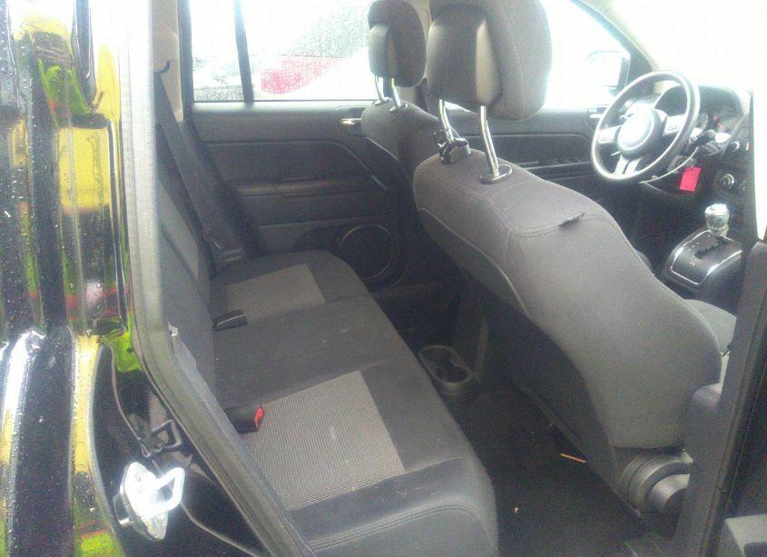 Photo 8 of 2012 Jeep Compass SPORT (VIN 1C4NJDBB6CD504770)