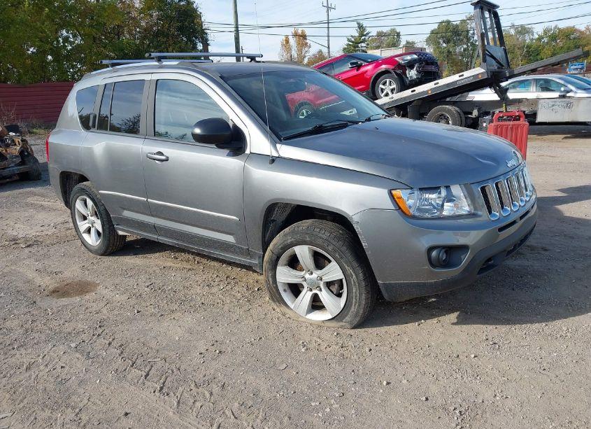 2012 Jeep Compass SPORT (VIN 1C4NJDBB6CD599492) main photo