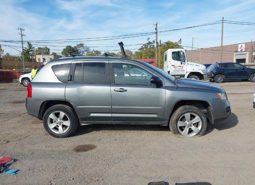 Photo 13 of 2012 Jeep Compass SPORT (VIN 1C4NJDBB6CD599492)