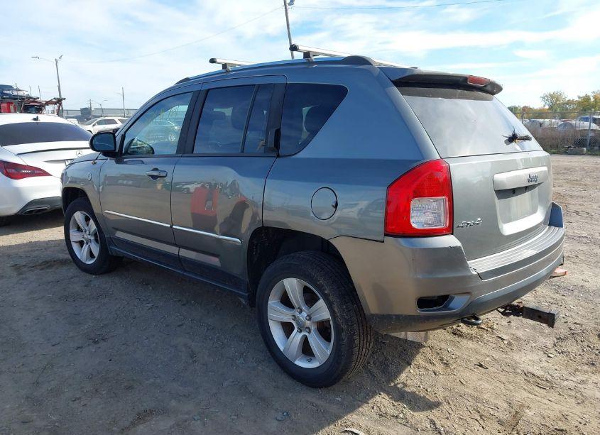 Photo 3 of 2012 Jeep Compass SPORT (VIN 1C4NJDBB6CD599492)