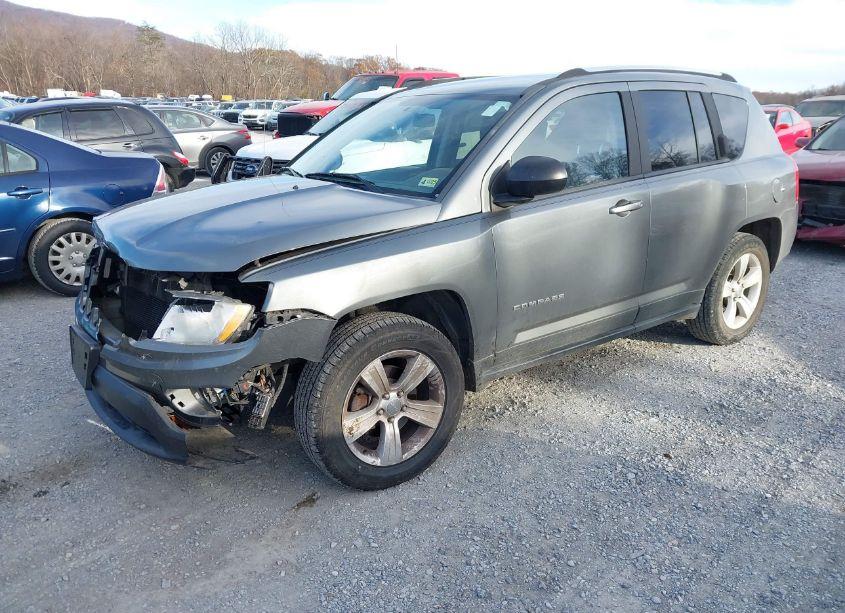 Photo 2 of 2012 Jeep Compass SPORT (VIN 1C4NJDBB6CD639053)