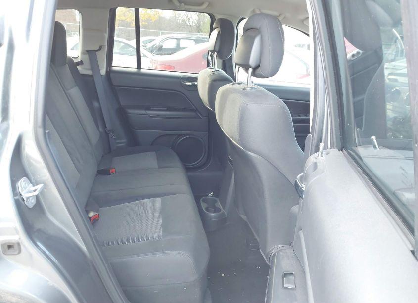 Photo 8 of 2012 Jeep Compass SPORT (VIN 1C4NJDBB6CD639053)