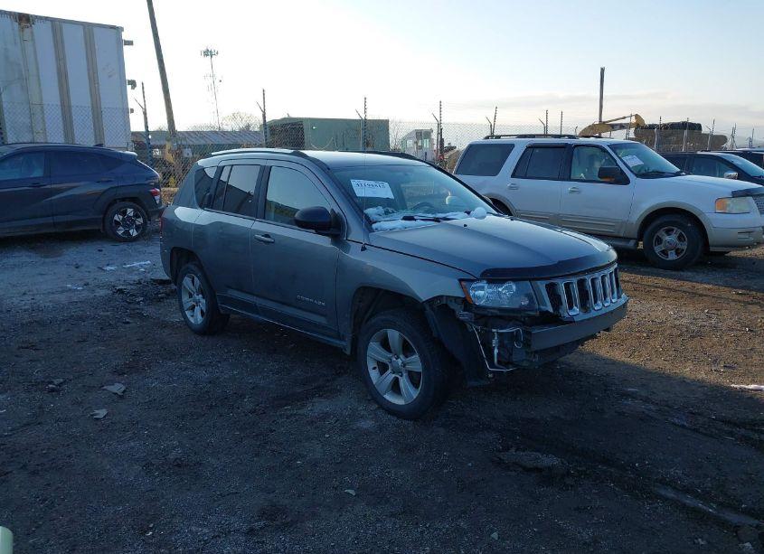 2014 Jeep Compass SPORT (VIN 1C4NJDBB6ED536959) main photo