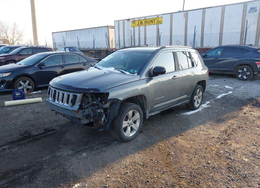 Photo 2 of 2014 Jeep Compass SPORT (VIN 1C4NJDBB6ED536959)