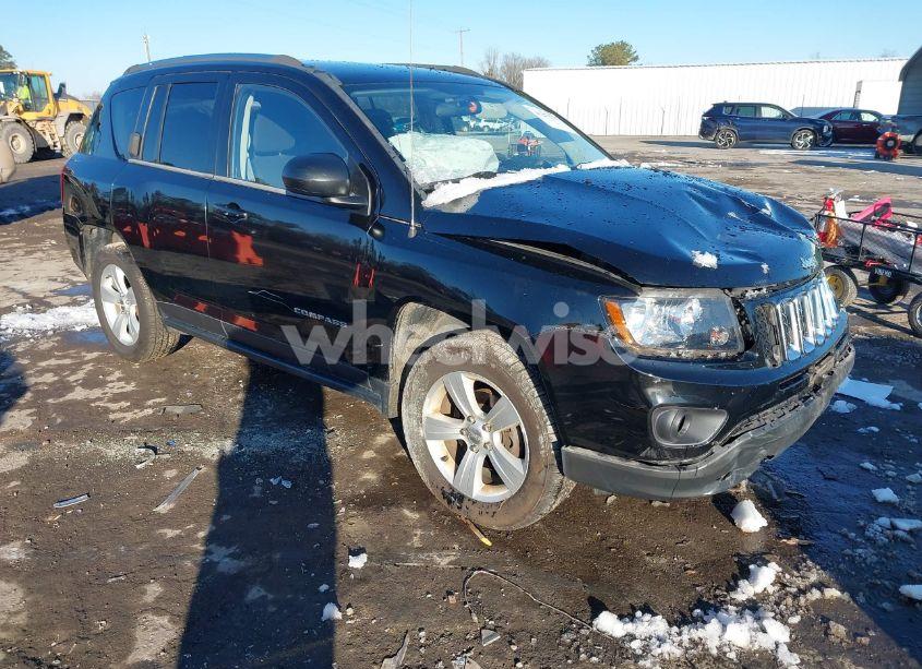 2014 Jeep Compass SPORT (VIN 1C4NJDBB6ED568021) main photo