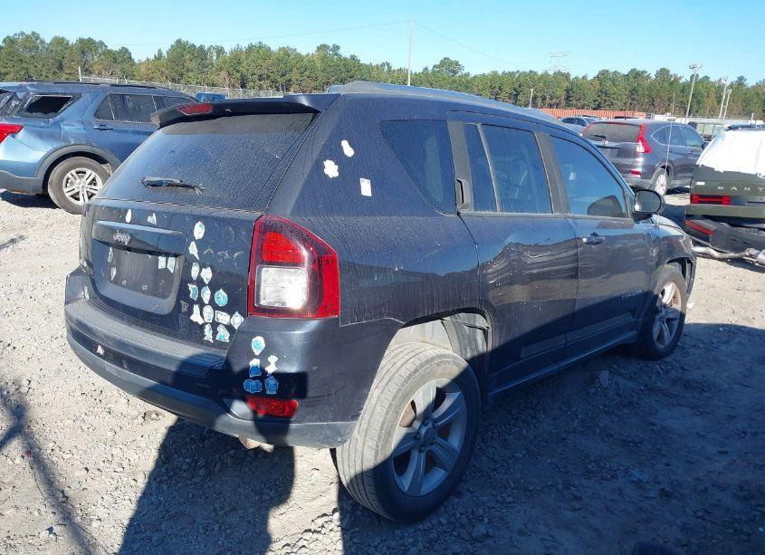 Photo 4 of 2014 Jeep Compass SPORT (VIN 1C4NJDBB6ED622515)