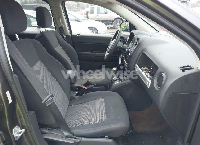 Photo 5 of 2014 Jeep Compass SPORT (VIN 1C4NJDBB6ED770874)