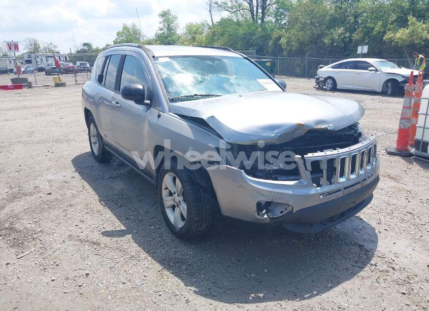 2016 Jeep Compass SPORT (VIN 1C4NJDBB6GD626678) main photo