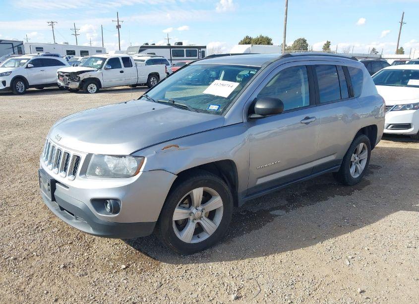 Photo 2 of 2016 Jeep Compass SPORT (VIN 1C4NJDBB6GD686797)