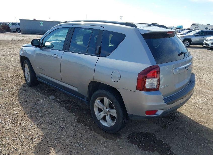 Photo 3 of 2016 Jeep Compass SPORT (VIN 1C4NJDBB6GD686797)