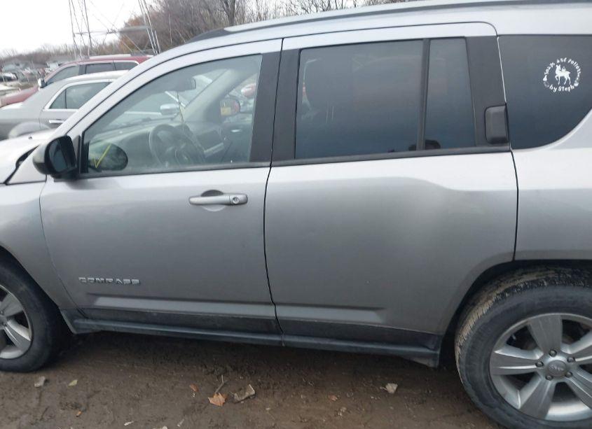 Photo 14 of 2017 Jeep Compass SPORT 4X4 (VIN 1C4NJDBB6HD142401)