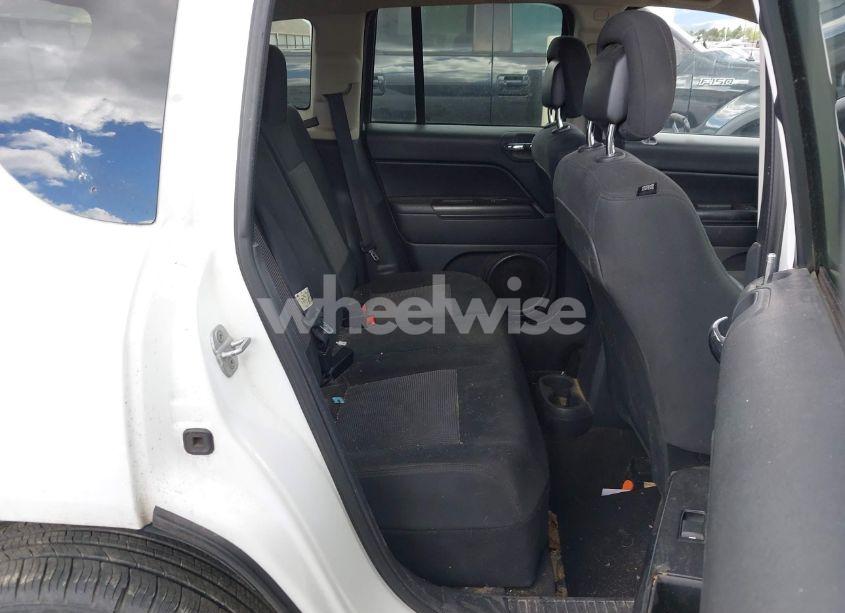 Photo 8 of 2013 Jeep Compass SPORT (VIN 1C4NJDBB7DD245434)