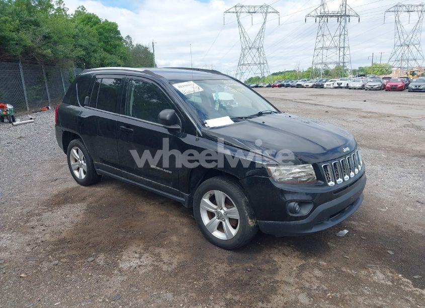 2013 Jeep Compass SPORT (VIN 1C4NJDBB7DD271922) main photo