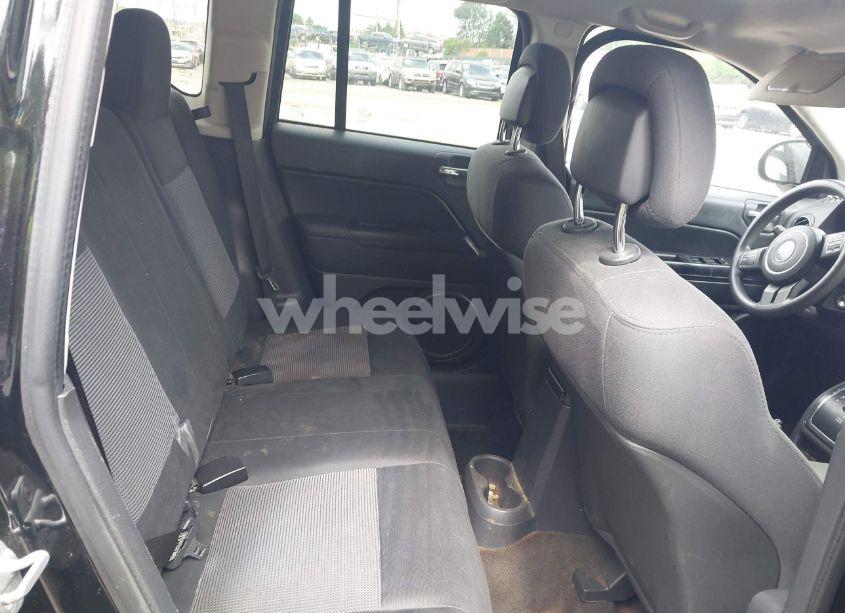 Photo 8 of 2013 Jeep Compass SPORT (VIN 1C4NJDBB7DD271922)