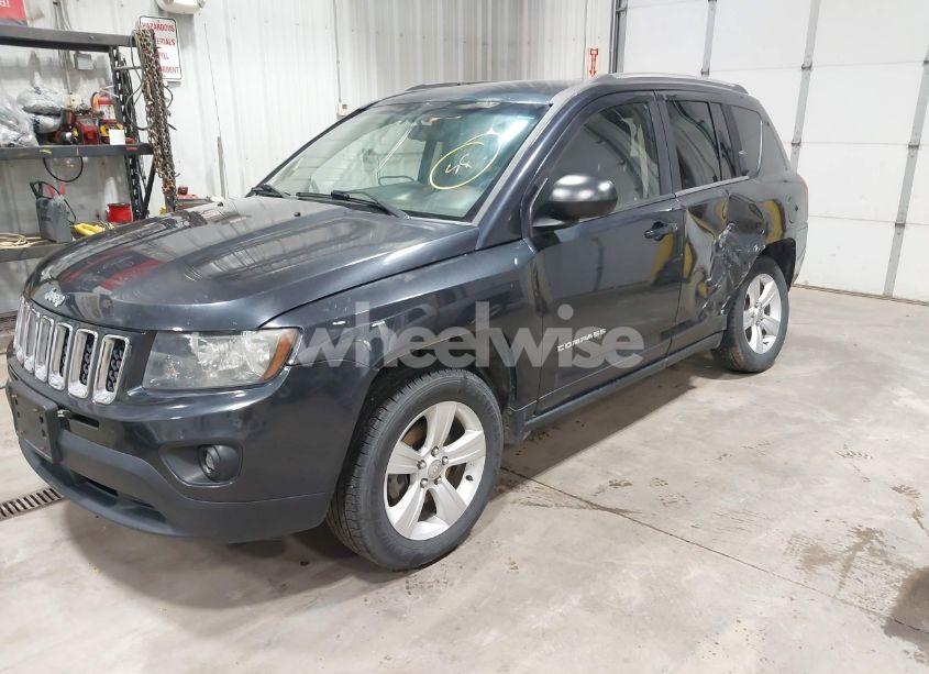 Photo 2 of 2014 Jeep Compass SPORT (VIN 1C4NJDBB7ED598449)