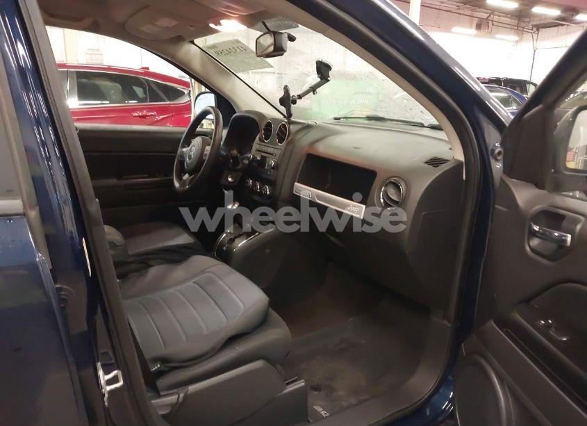 Photo 5 of 2014 Jeep Compass SPORT (VIN 1C4NJDBB7ED661789)