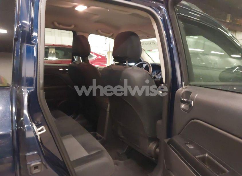 Photo 8 of 2014 Jeep Compass SPORT (VIN 1C4NJDBB7ED661789)