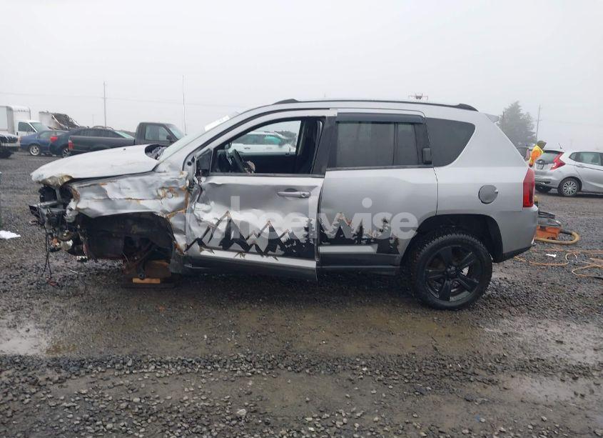 Photo 14 of 2015 Jeep Compass SPORT (VIN 1C4NJDBB7FD366306)